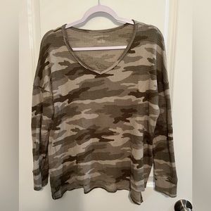 American eagle over sized long sleeve